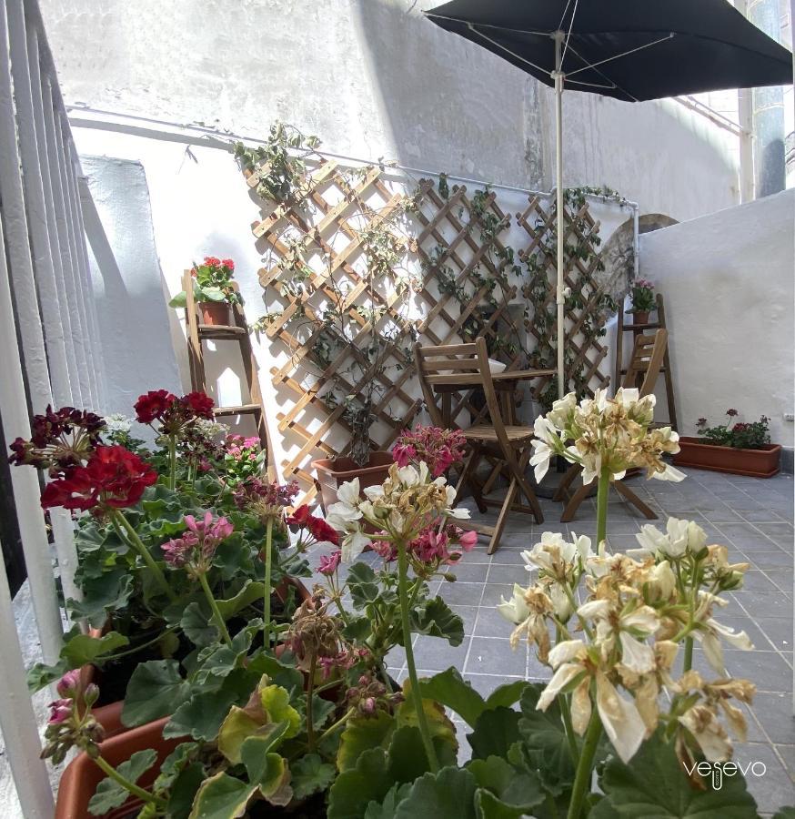 Vesevo Rooms Napoli Bagian luar foto